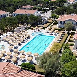 Summer Time Family Apartment